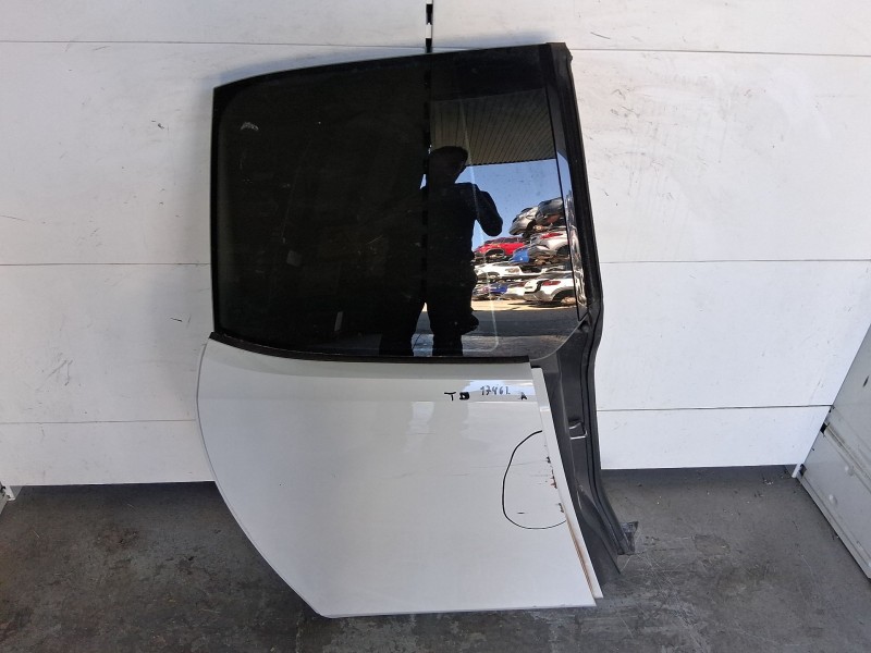 Recambio de puerta trasera derecha para bmw i3 (i01) electric referencia OEM IAM 51007427336 ROZADA 