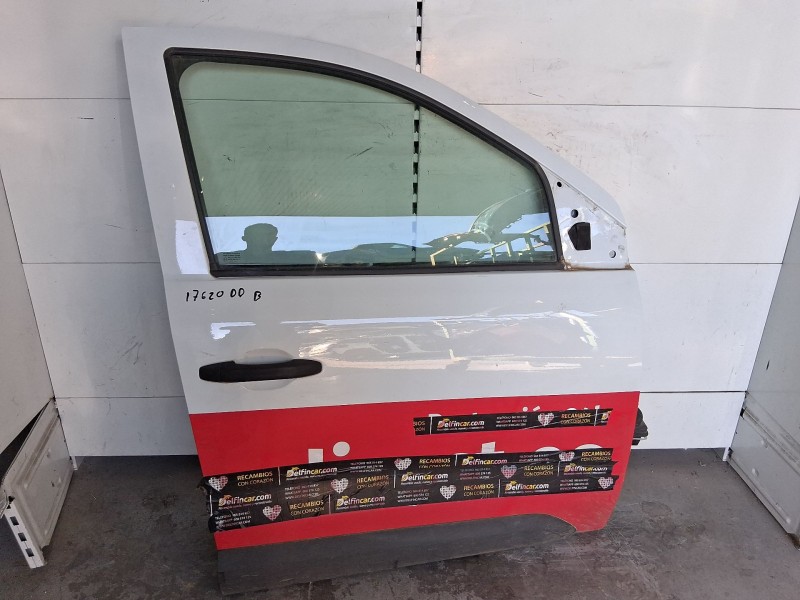 Recambio de puerta delantera derecha para renault express furgón/monospace 1.5 blue dci 75 (f6aa) referencia OEM IAM 801002861R 