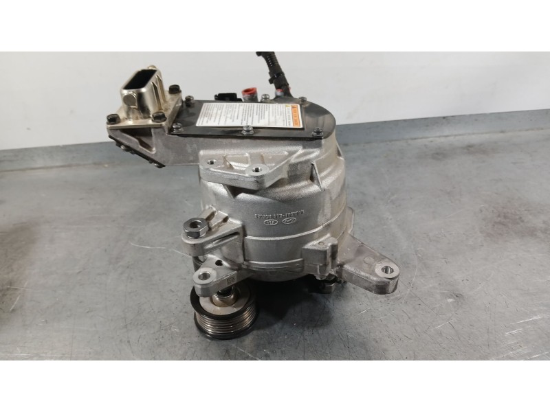 Recambio de alternador para kia niro i (de) 1.6 gdi hybrid referencia OEM IAM 3739003900  