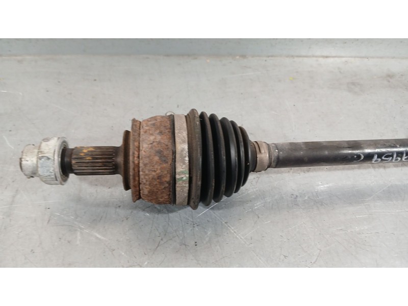 Recambio de transmision delantera izquierda para opel corsa d (s07) 1.2 (l08, l68) referencia OEM IAM 13248675  