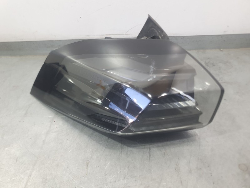 Recambio de piloto trasero izquierdo exterior para peugeot 2008 ii (us_, us-, uy_, uj_, ur_, uc_) 2008 1.2 hybrid referencia OEM