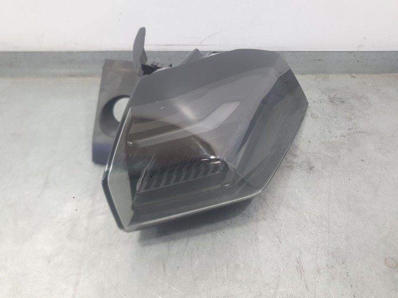 Recambio de piloto trasero derecho exterior para peugeot 2008 ii (us_, us-, uy_, uj_, ur_, uc_) 2008 1.2 hybrid referencia OEM I