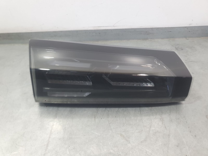 Recambio de piloto trasero izquierdo interior para peugeot 2008 ii (us_, us-, uy_, uj_, ur_, uc_) 2008 1.2 hybrid referencia OEM