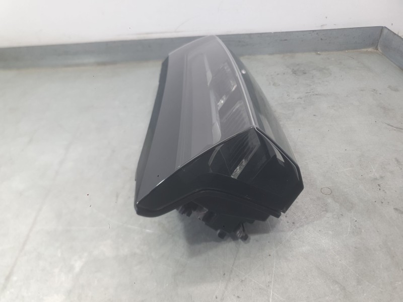 Recambio de piloto trasero izquierdo interior para peugeot 2008 ii (us_, us-, uy_, uj_, ur_, uc_) 2008 1.2 hybrid referencia OEM