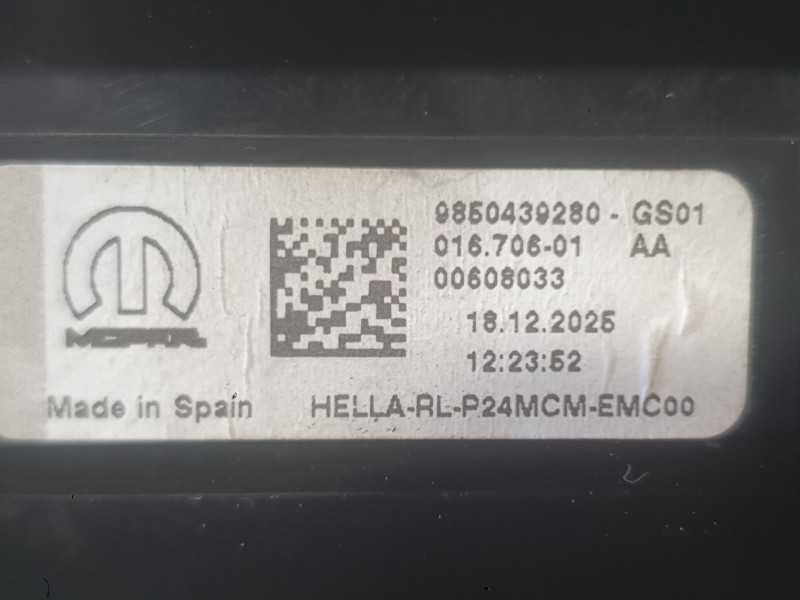 Recambio de piloto trasero izquierdo interior para peugeot 2008 ii (us_, us-, uy_, uj_, ur_, uc_) 2008 1.2 hybrid referencia OEM