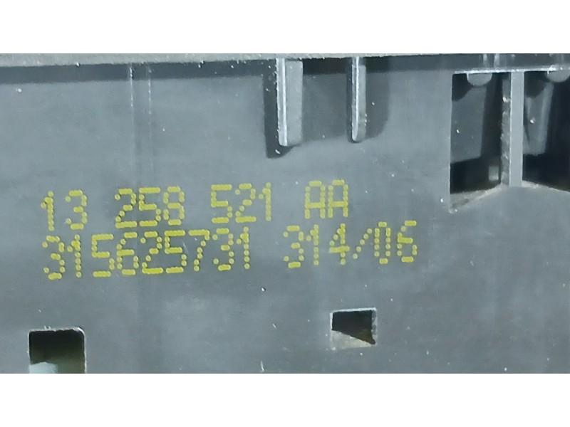 Recambio de mando elevalunas delantero izquierdo para opel corsa d (s07) 1.2 (l08, l68) referencia OEM IAM 13258521  