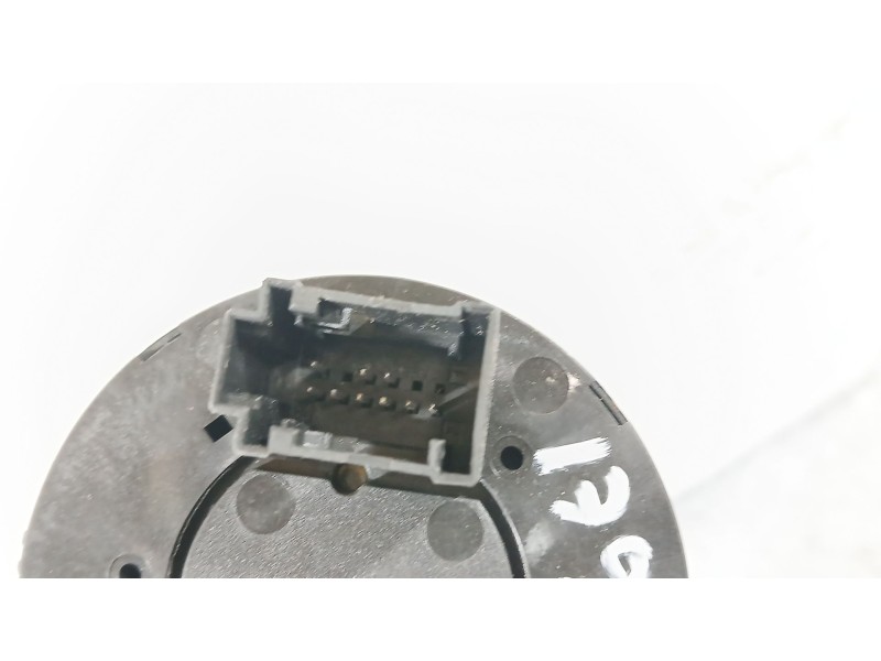Recambio de mando luces para opel corsa d (s07) 1.2 (l08, l68) referencia OEM IAM 13310330  