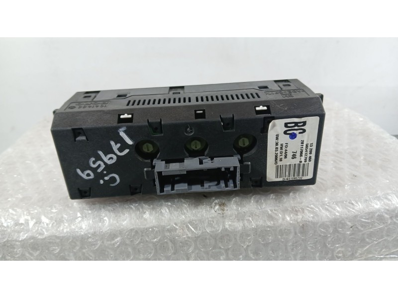 Recambio de pantalla multifuncion para opel corsa d (s07) 1.2 (l08, l68) referencia OEM IAM 13373979  