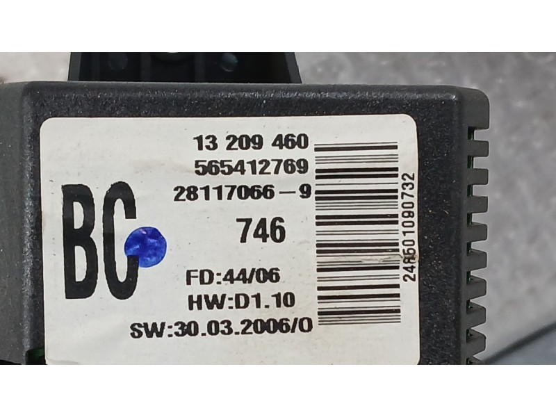 Recambio de pantalla multifuncion para opel corsa d (s07) 1.2 (l08, l68) referencia OEM IAM 13373979  