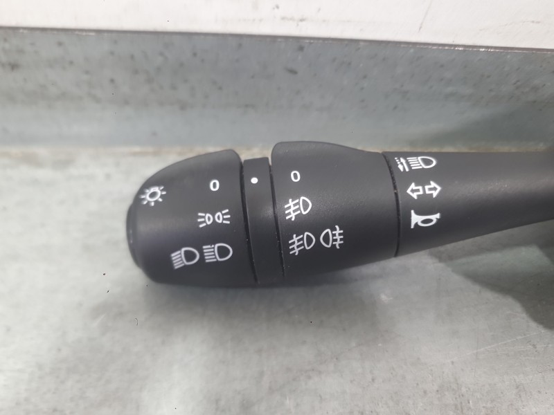 Recambio de mando intermitentes para dacia lodgy (js_) 1.5 dci referencia OEM IAM   