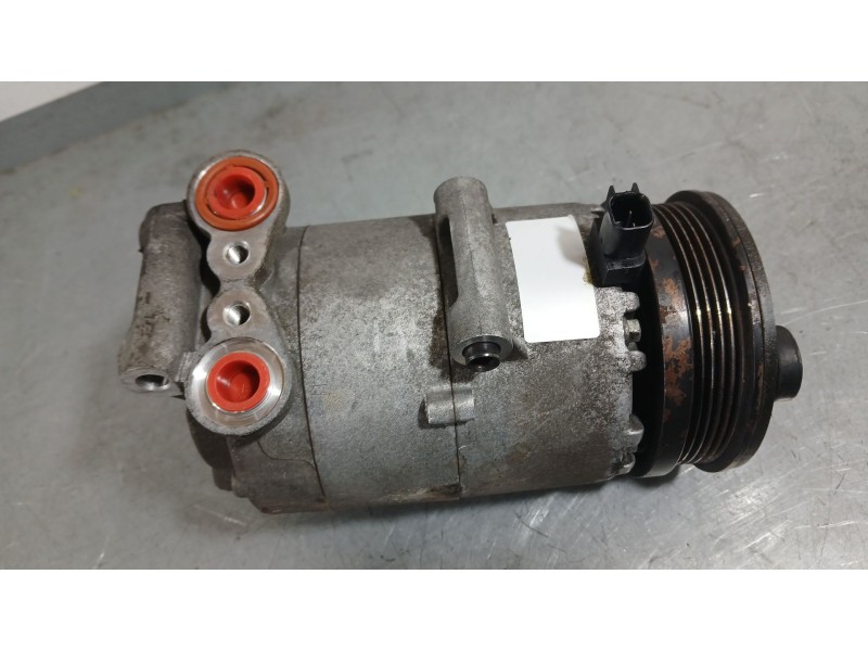 Recambio de compresor aire acondicionado para ford focus ii (da_, hcp, dp) 1.6 ti referencia OEM IAM 1809656  