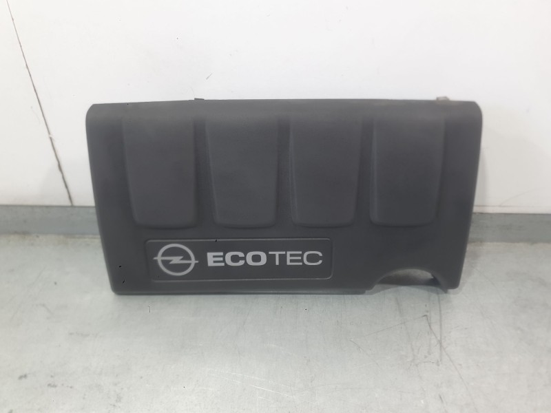 Recambio de tapa motor para opel corsa e (x15) 1.4 (08, 68) referencia OEM IAM 55561433  