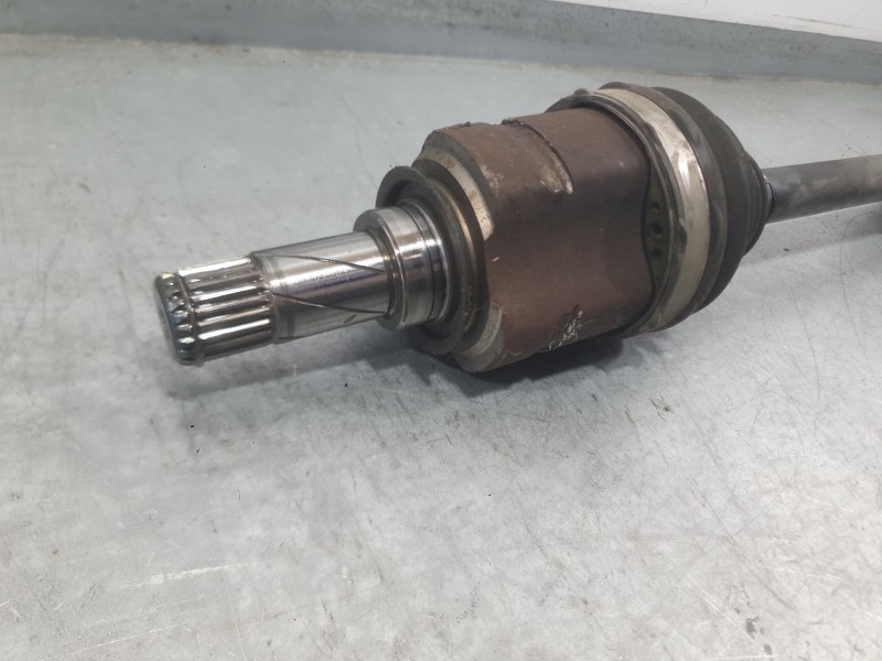 Recambio de transmision delantera izquierda para opel corsa e (x15) 1.4 (08, 68) referencia OEM IAM 13149830 95520465 1677185280