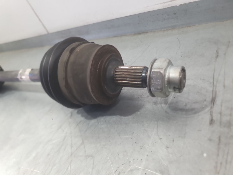 Recambio de transmision delantera izquierda para opel corsa e (x15) 1.4 (08, 68) referencia OEM IAM 13149830 95520465 1677185280