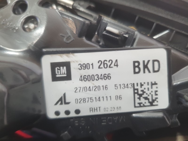 Recambio de piloto trasero derecho interior para opel corsa e (x15) 1.4 (08, 68) referencia OEM IAM 13454501  