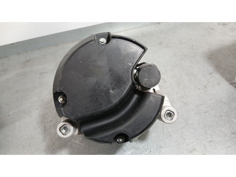 Recambio de alternador para ford tourneo connect 1.8 tdci referencia OEM IAM 1477971  