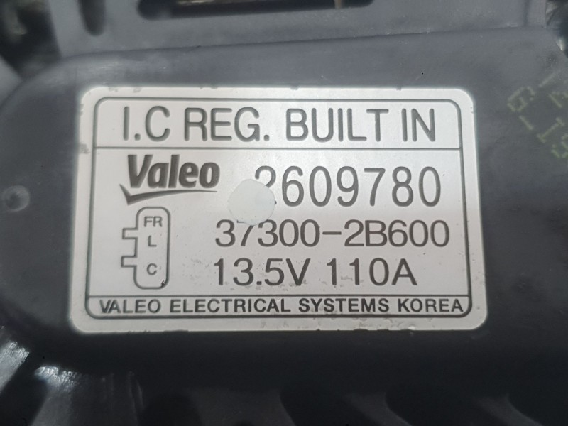 Recambio de alternador para kia sportage iii (sl) 1.6 gdi referencia OEM IAM 373002B600  