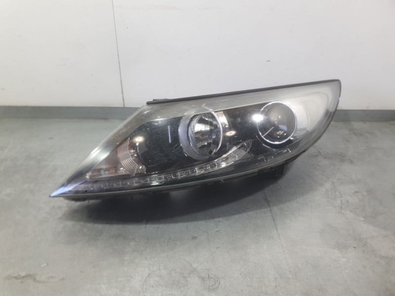 Recambio de faro izquierdo para kia sportage iii (sl) 1.6 gdi referencia OEM IAM 921013W120  
