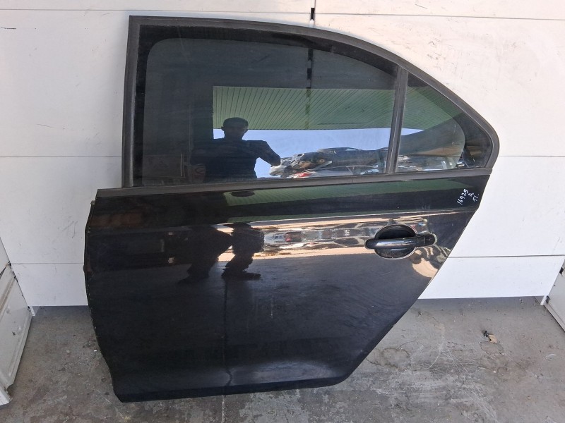 Recambio de puerta trasera izquierda para seat toledo iv (kg3) 1.6 tdi referencia OEM IAM 5JA833055B  