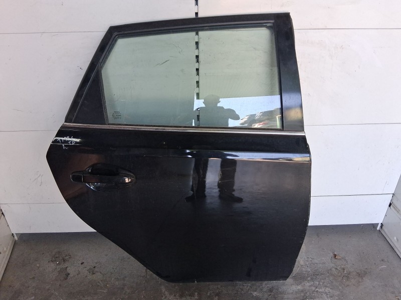 Recambio de puerta trasera derecha para toyota auris (_e18_) 1.8 hybrid (zwe186_) referencia OEM IAM 6700302380  