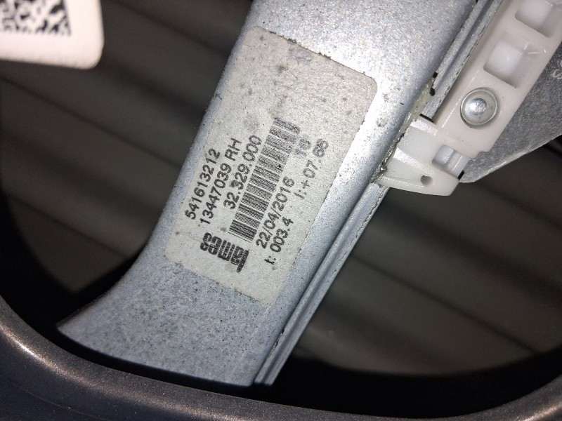 Recambio de elevalunas delantero derecho para opel corsa e (x15) 1.4 (08, 68) referencia OEM IAM 39161985  