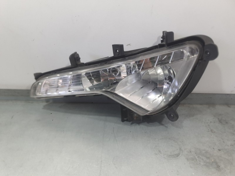 Recambio de faro antiniebla izquierdo para kia sportage iii (sl) 1.6 gdi referencia OEM IAM 922013W200  