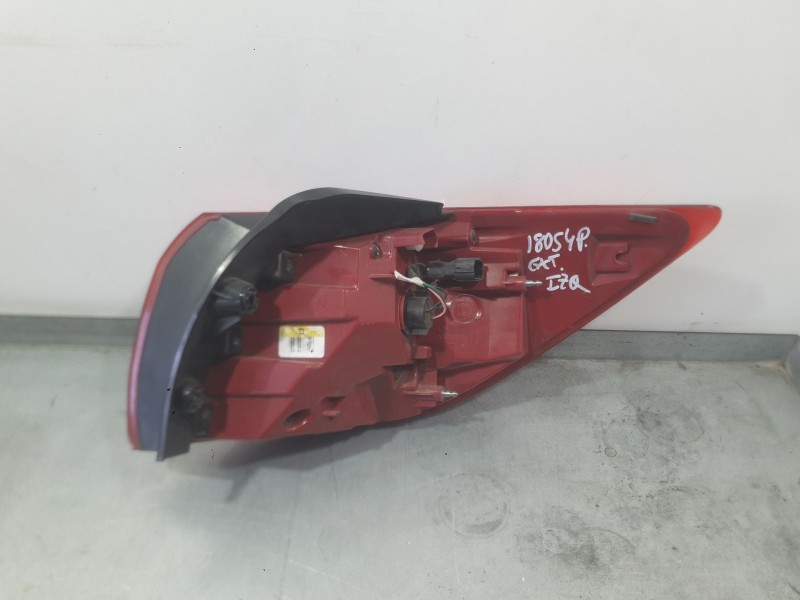 Recambio de piloto trasero izquierdo exterior para kia sportage iii (sl) 1.6 gdi referencia OEM IAM 924013W010  