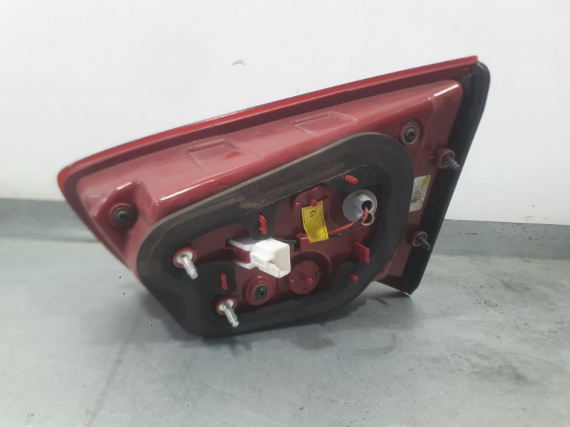 Recambio de piloto trasero izquierdo interior para kia sportage iii (sl) 1.6 gdi referencia OEM IAM 924053W010  