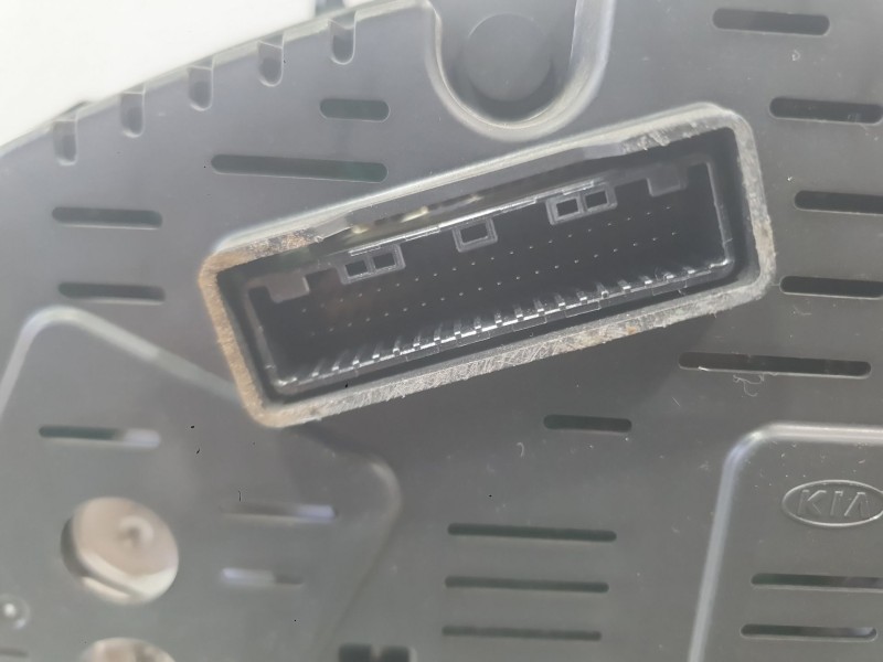 Recambio de cuadro instrumentos para kia sportage iii (sl) 1.6 gdi referencia OEM IAM 940013U250  