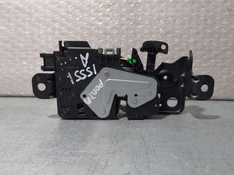 Recambio de cerradura maletero / porton para bmw serie 1 lim. (f40) 118i m sport referencia OEM IAM 738328218  