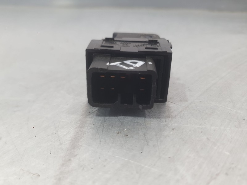Recambio de mando elevalunas trasero derecho para kia sportage iii (sl) 1.6 gdi referencia OEM IAM 935803W900WK  