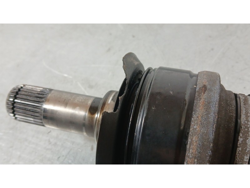 Recambio de transmision trasera derecha para bmw 1 (f20) 116 d referencia OEM IAM 33207624206  