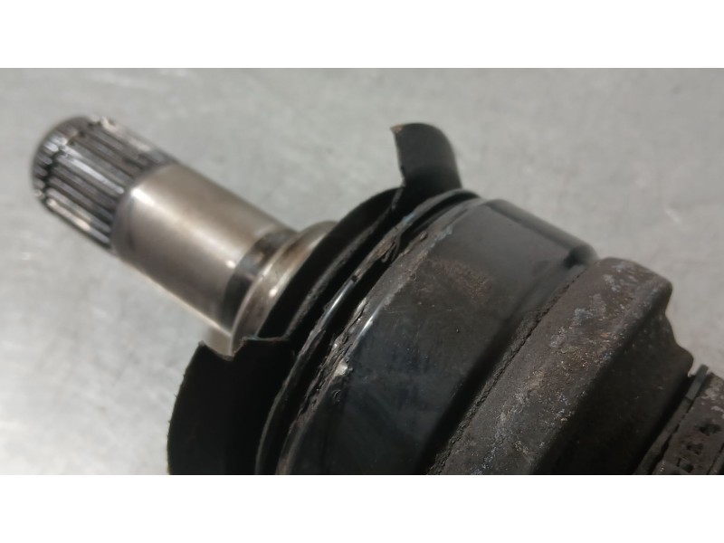 Recambio de transmision trasera izquierda para bmw 1 (f20) 116 d referencia OEM IAM 33207624205  