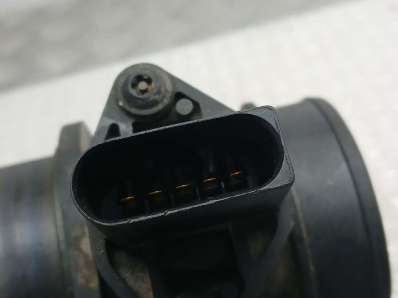 Recambio de caudalimetro para audi a4 berlina (8e) 1.8 t referencia OEM IAM 06A906461L 0280218063 BOSCH
