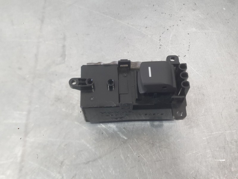 Recambio de mando elevalunas trasero derecho para honda civic x hatchback (fc_, fk_) 1.0 vtec (fk6) referencia OEM IAM 35770TBAA