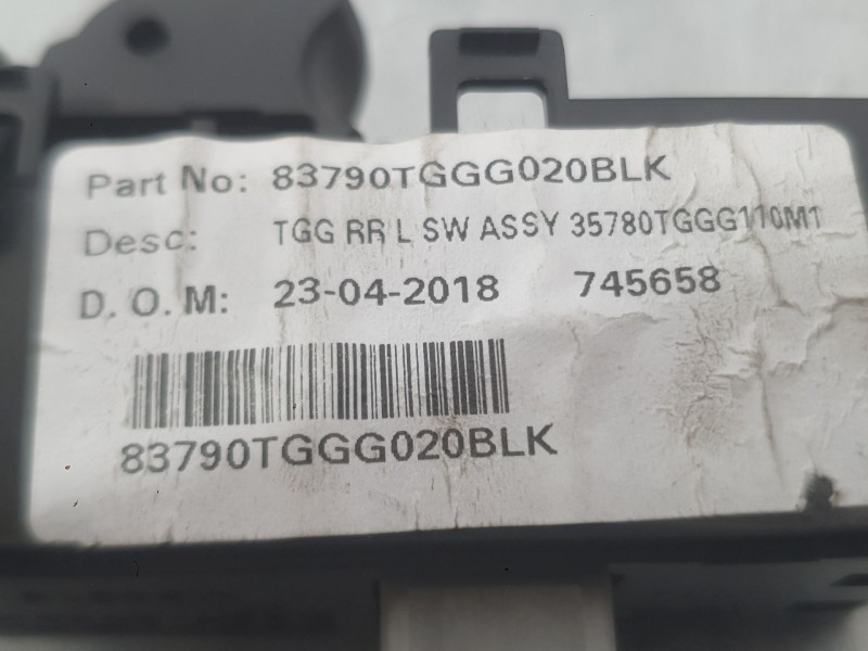 Recambio de mando elevalunas trasero izquierdo para honda civic x hatchback (fc_, fk_) 1.0 vtec (fk6) referencia OEM IAM 35770TB