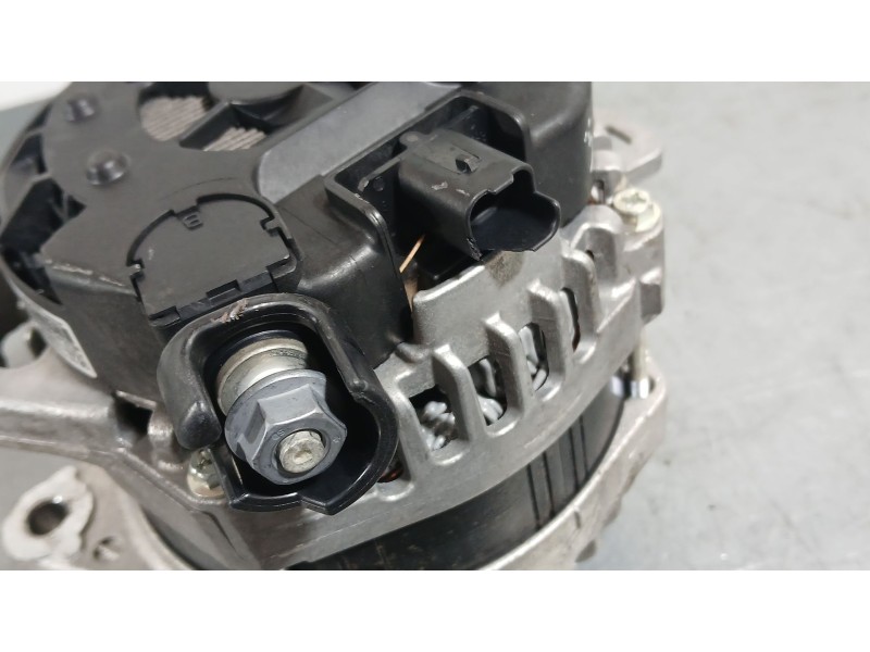 Recambio de alternador para peugeot rifter 1.5 bluehdi 100 referencia OEM IAM 9809391880  