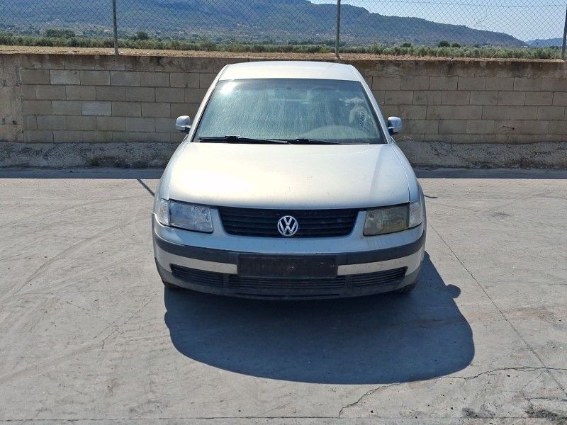 volkswagen passat b5 (3b2) del año 1998
