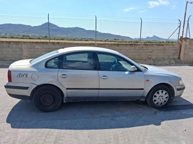 volkswagen passat b5 (3b2) del año 1998