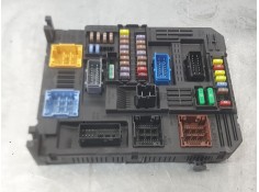 CAJA RELES / FUSIBLES 9819851280 BSI 