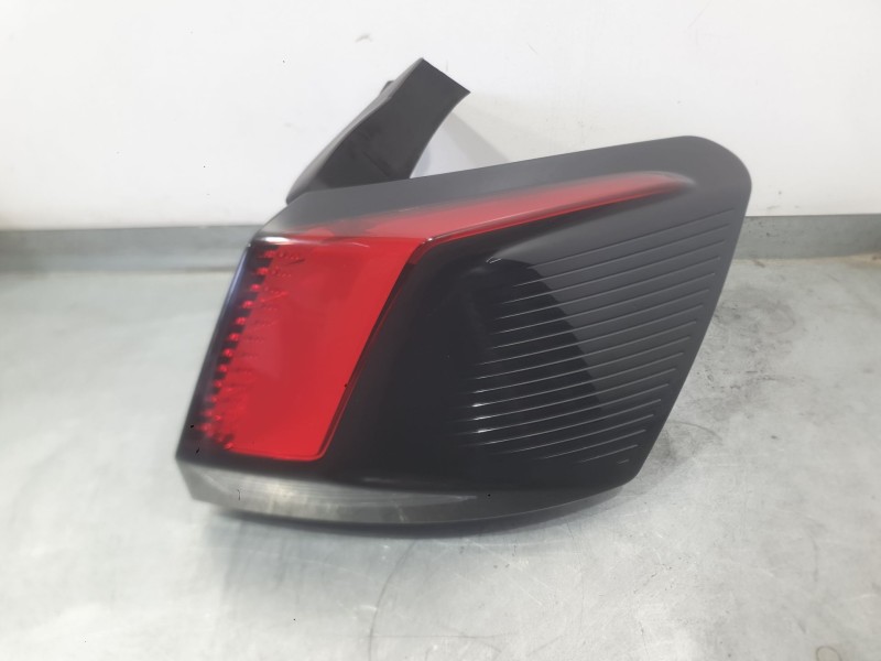 Recambio de piloto trasero derecho exterior para peugeot 3008 ii suv (mc_, mr_, mj_, m4_) 1.2 thp/ puretech 130 (mrhnsm, mrhnsu,