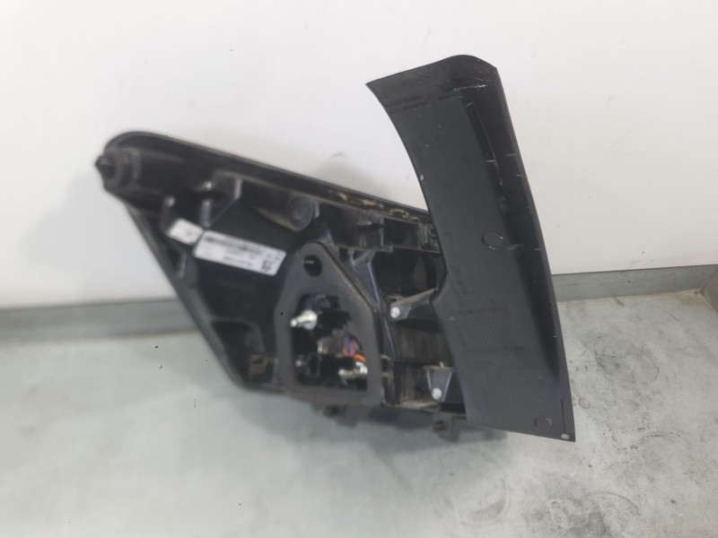 Recambio de piloto trasero derecho exterior para peugeot 3008 ii suv (mc_, mr_, mj_, m4_) 1.2 thp/ puretech 130 (mrhnsm, mrhnsu,