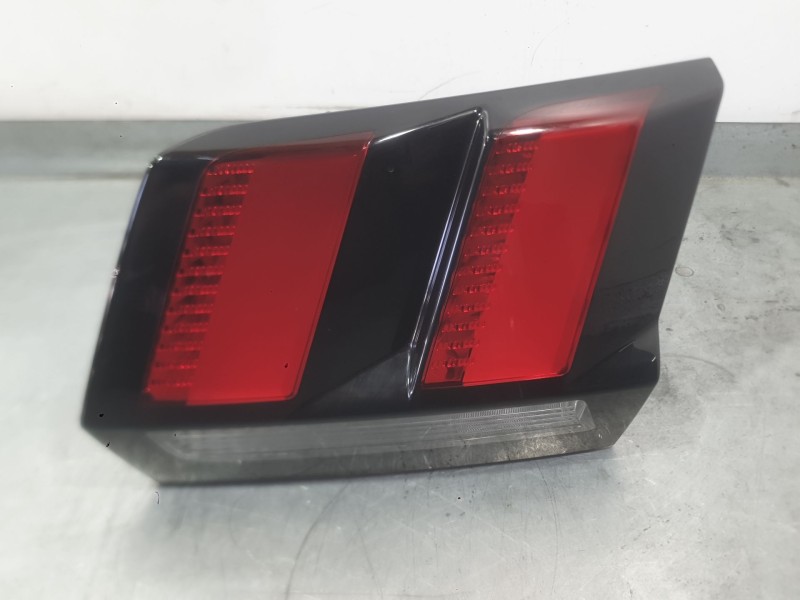 Recambio de piloto trasero derecho interior para peugeot 3008 ii suv (mc_, mr_, mj_, m4_) 1.2 thp/ puretech 130 (mrhnsm, mrhnsu,