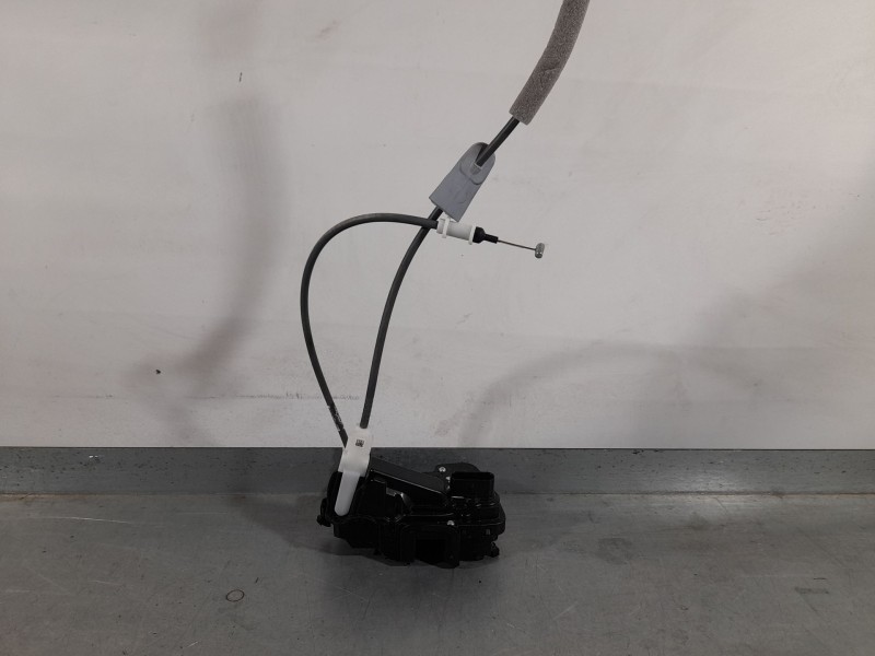 Recambio de cerradura puerta delantera derecha para citroën c3 iv 1.2 puretech referencia OEM IAM 9845630580  