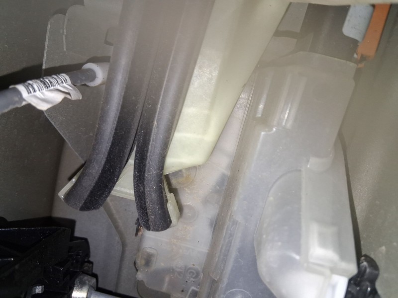 Recambio de cerradura puerta delantera izquierda para opel corsa f (p2jo) 1.2 (68) referencia OEM IAM 9844412280  