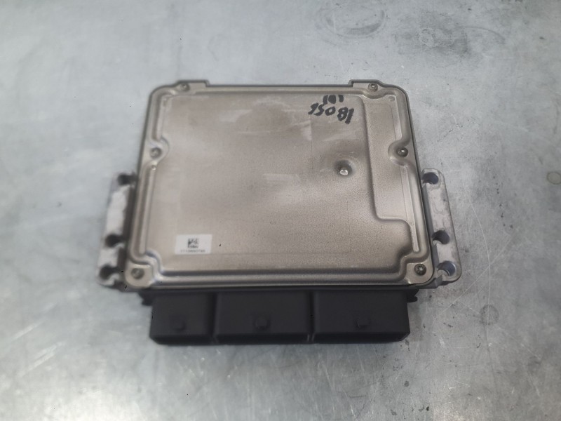 Recambio de centralita motor uce para renault kadjar (ha_, hl_) 1.6 dci 130 referencia OEM IAM 237109073R  