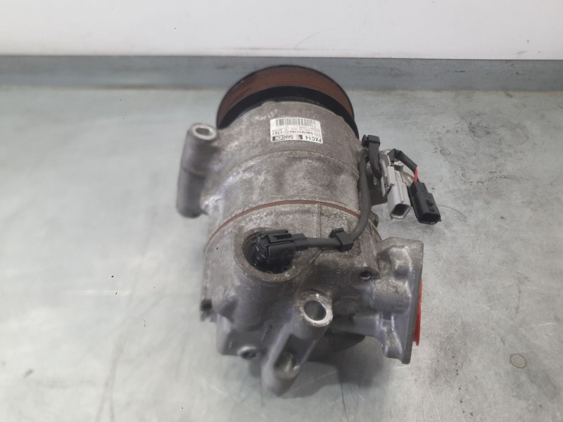 Recambio de compresor aire acondicionado para renault kadjar (ha_, hl_) 1.6 dci 130 referencia OEM IAM 926004941R 926009307R 