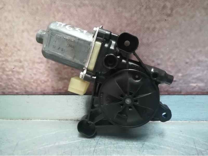 Recambio de motor elevalunas delantero izquierdo para volkswagen golf vii lim. (5g1) advance bluemotion referencia OEM IAM 01308