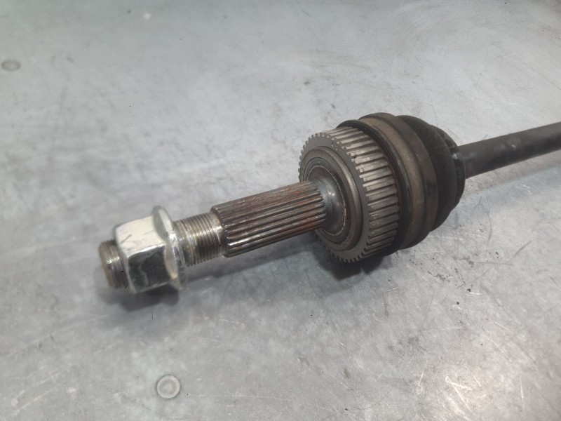Recambio de transmision trasera izquierda para renault kadjar (ha_, hl_) 1.6 dci 130 referencia OEM IAM 39600JD60A  