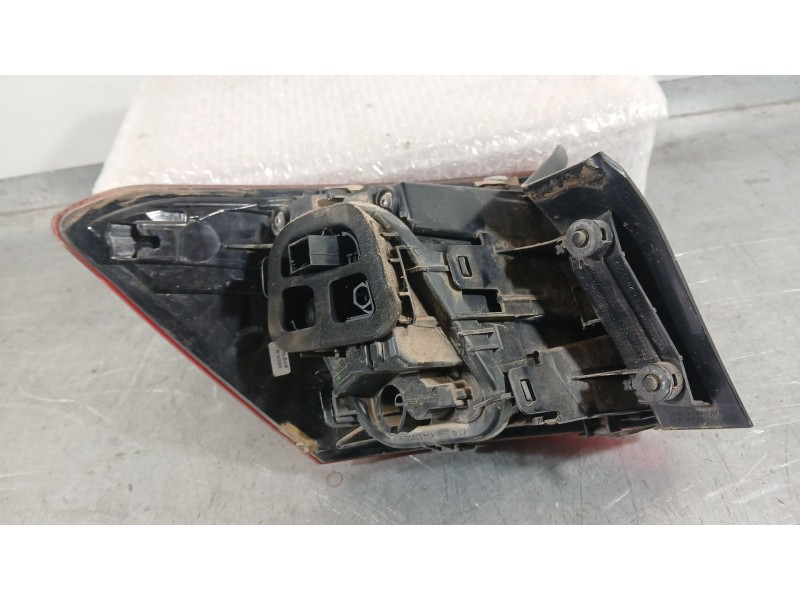 Recambio de piloto trasero derecho exterior para seat arona (kj7, kjp) 1.0 tgi referencia OEM IAM 6F9945208B  